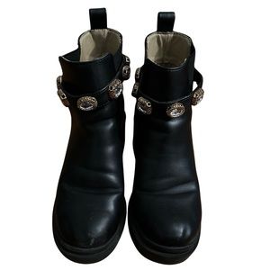 Steve Madden boots size 8.5